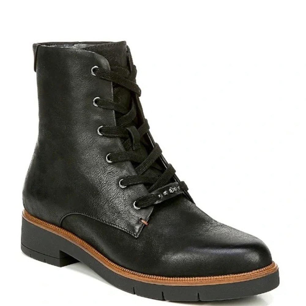 Dr. Scholl’s Original Collectiom Guild Combat Boots
